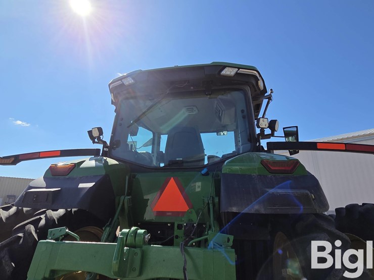 2021-john-deere-8r-250-image-16