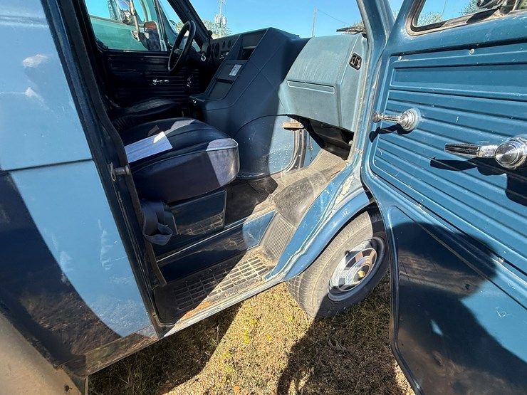 1991-chevrolet-c30-image-43