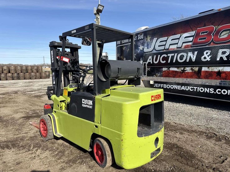 clark-lp-c500-90-fork-lift-image-3
