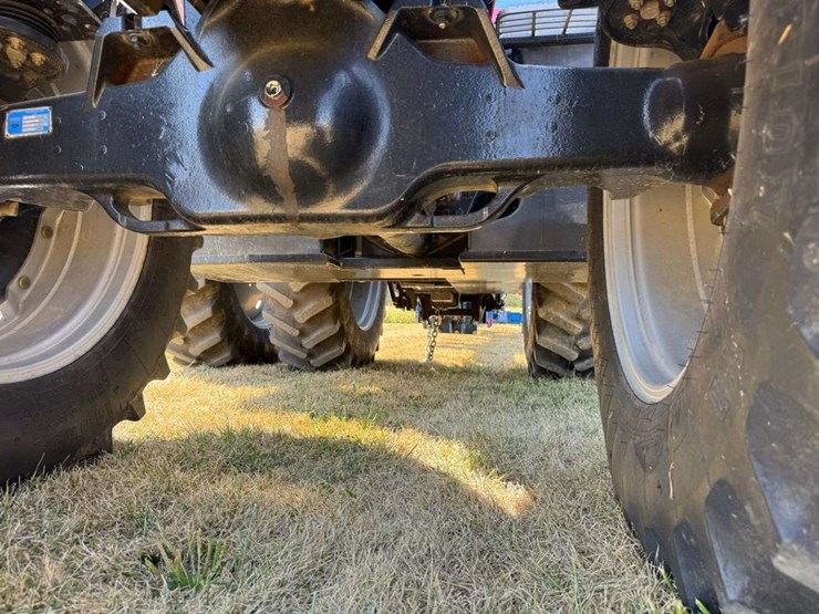 2010-case-ih-245-image-10