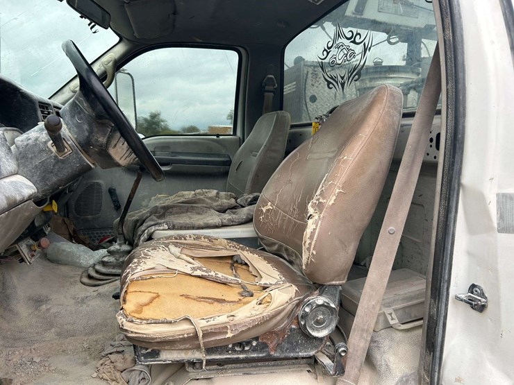 2000-ford-f650-image-56