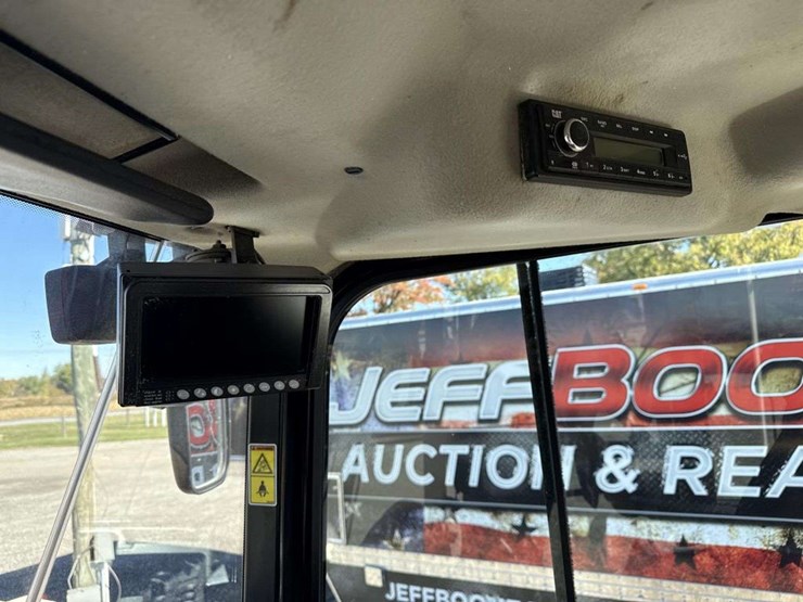 caterpillar-910m-image-28