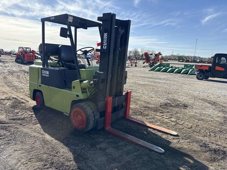 clark-lp-c500-90-fork-lift-image-6