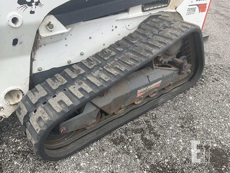 2021-bobcat-t870-image-12