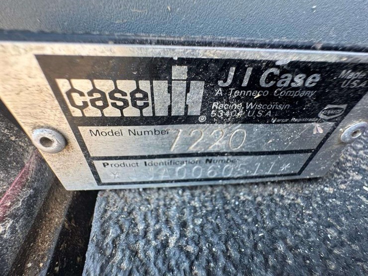 1995-case-ih-7220-image-24