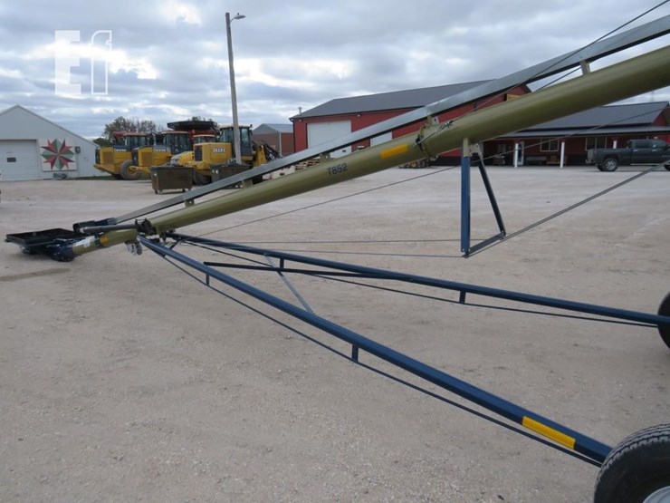 harvest-international-t852-image-6