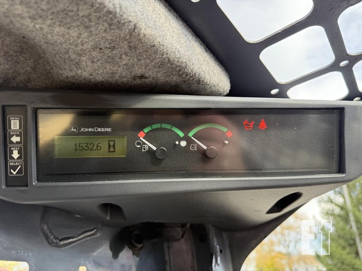 2016-deere-314g-image-19