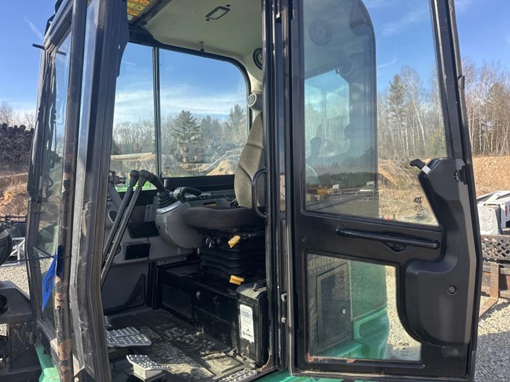 2018-jcb-85z-1-image-37