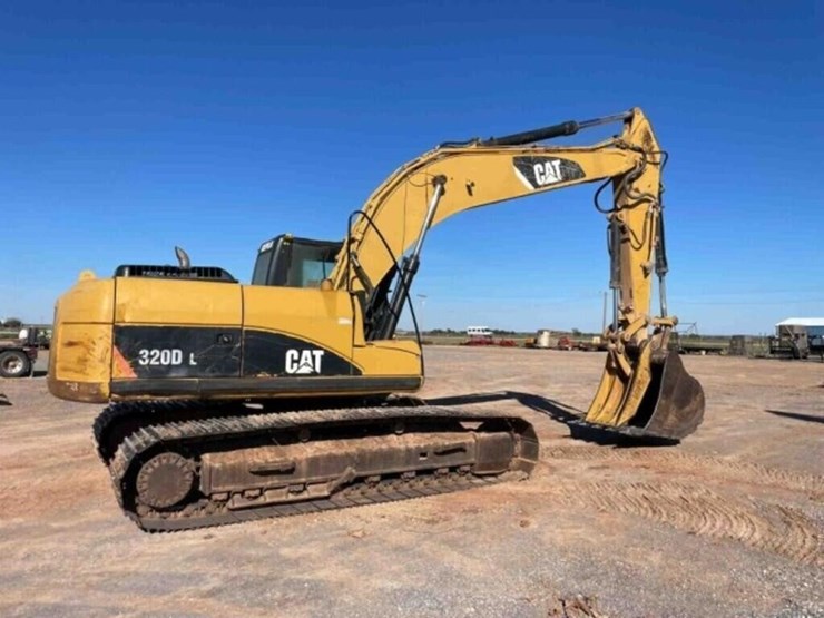 2008-caterpillar-320d-image-17