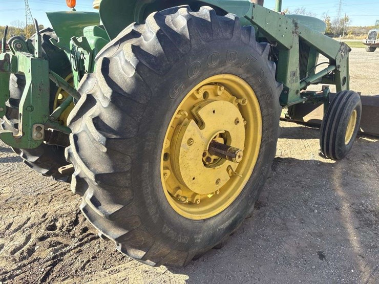 john-deere-4020-image-12