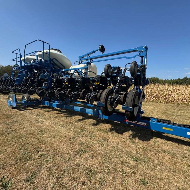 2023 KINZE 3605