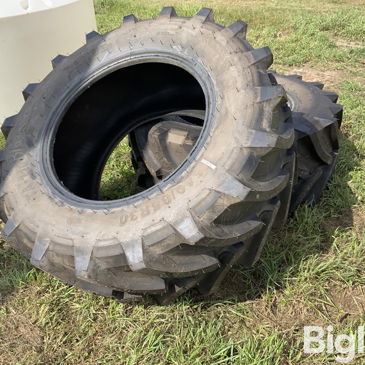 Petlas 540/65R30 Radial Tires