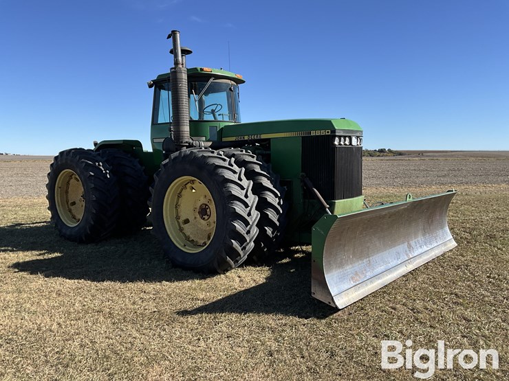 1982-john-deere-8850-image-3