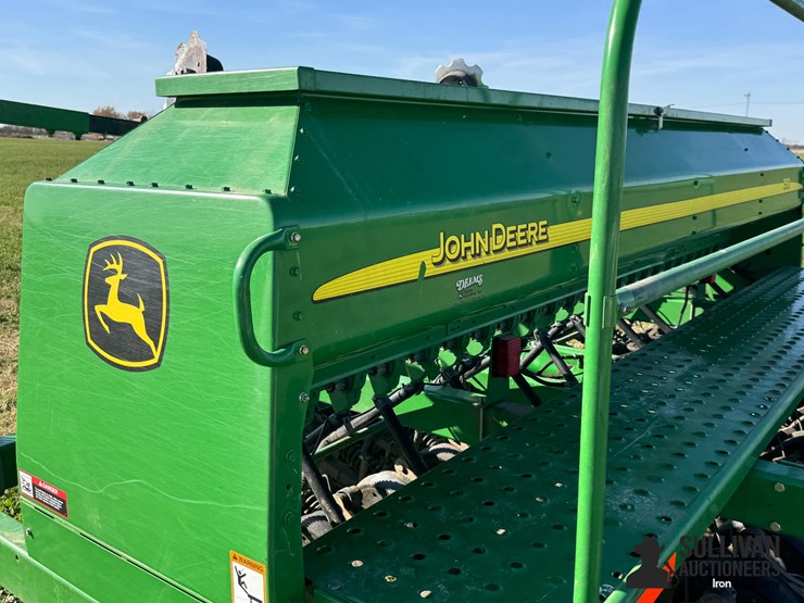 2009-john-deere-1590-image-15