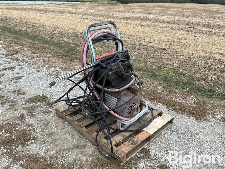 alkota-220-volt-electric-pressure-washer-image-3