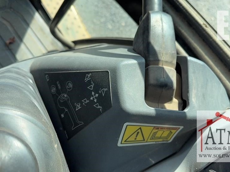 caterpillar-420f2-it-image-40