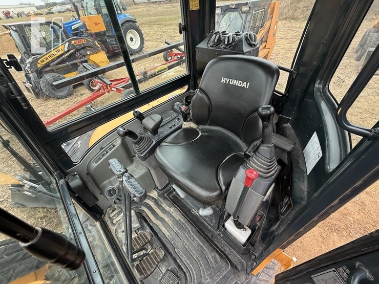 hyundai-robex-35z-9a-image-8