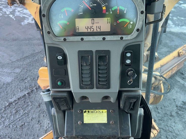 2011-caterpillar-140m-image-27