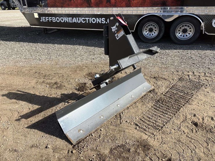 bobcat-5ft-angle-blade-image-1