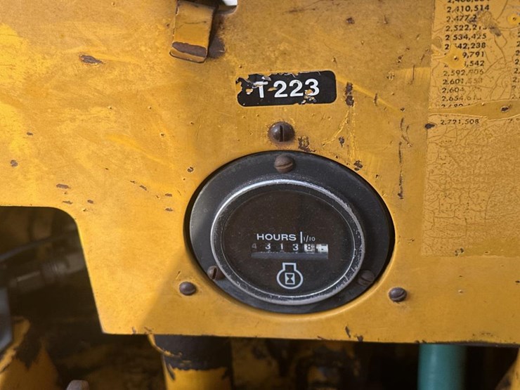 deere-450-image-35