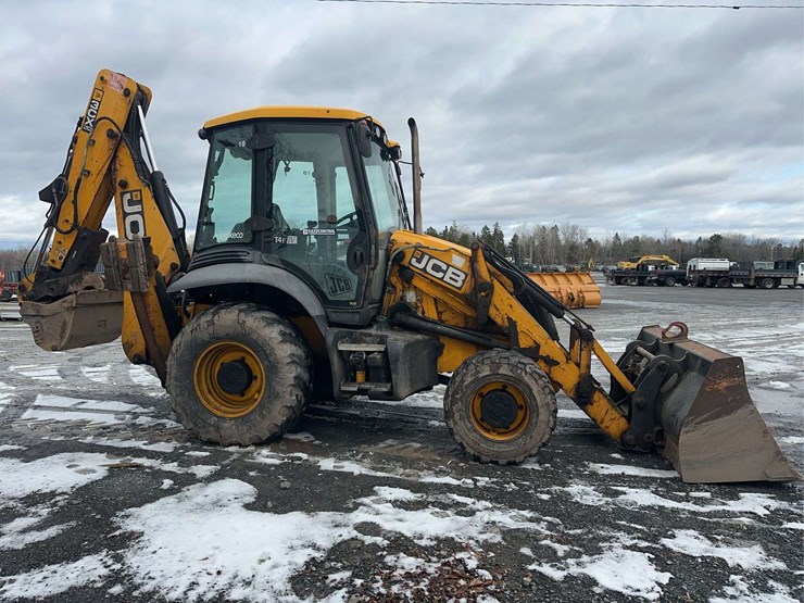 2015-jcb-3cx-image-4