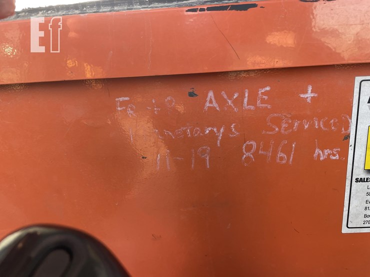 2011-jlg-g10-55a-image-41