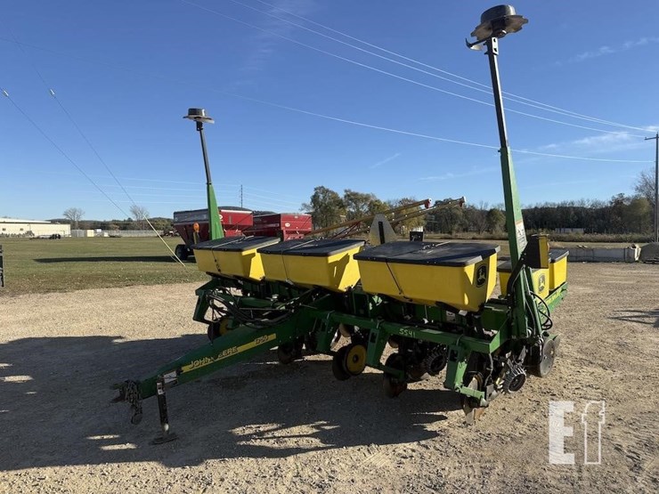 2005-john-deere-1750-image-1