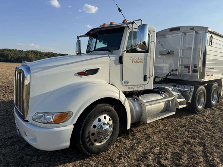 2014-peterbilt-386-image-1