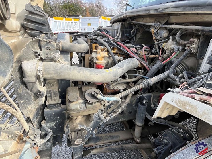 2005-freightliner-m2-business-class-s/a-water-truck-image-46