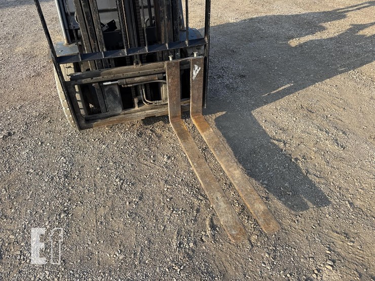 2017-toyota-8fgu25-image-4