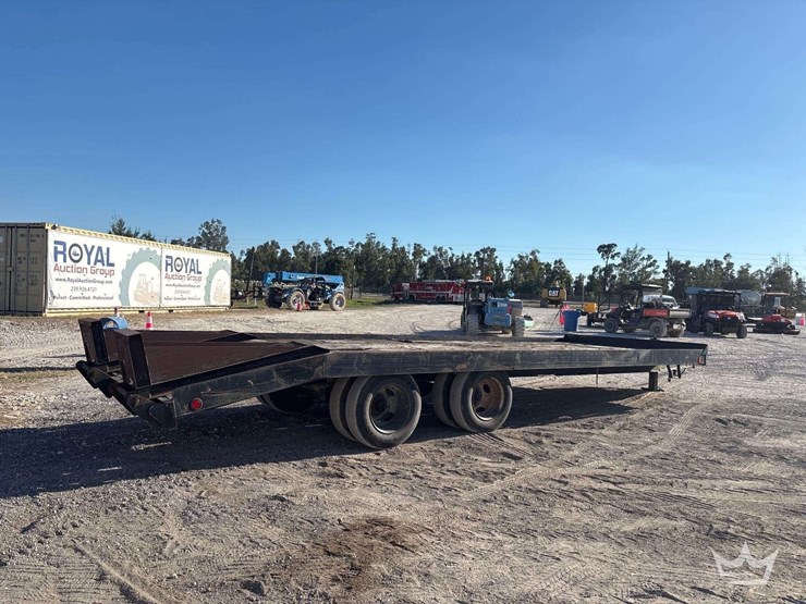 1993-custom-trailer-image-25