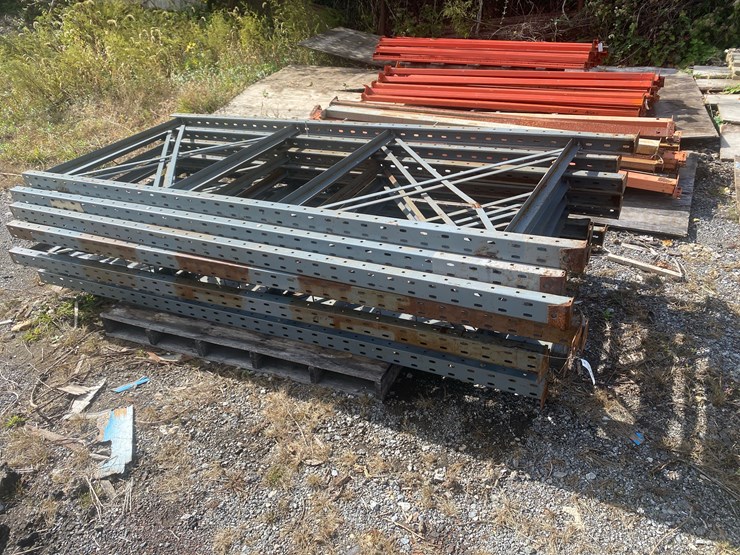 #108-•-(10)-42”’x-9’-uprights-image-1