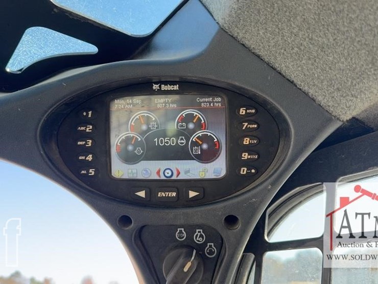 2019-bobcat-t770-image-30