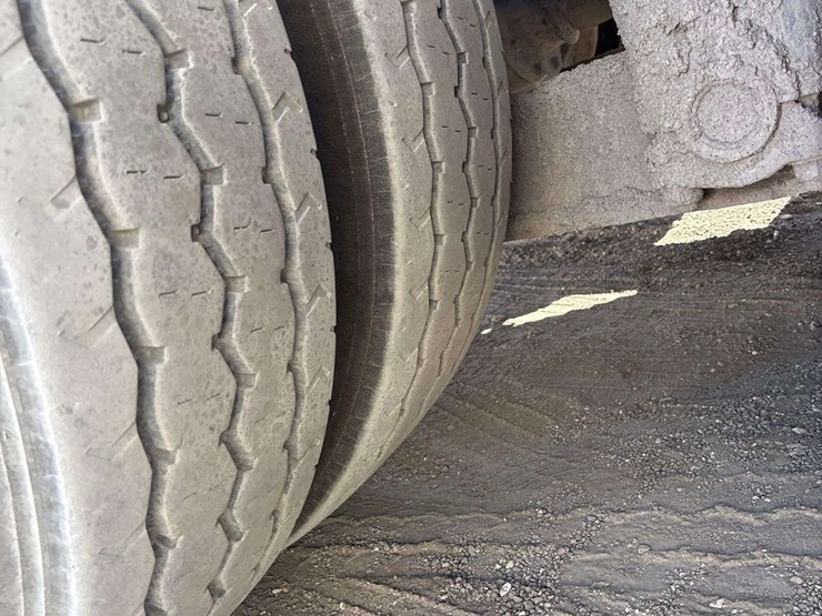 sterling-dump-truck-image-22