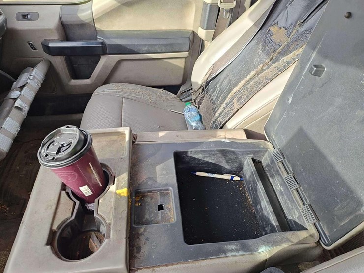 2017-ford-f550-image-30