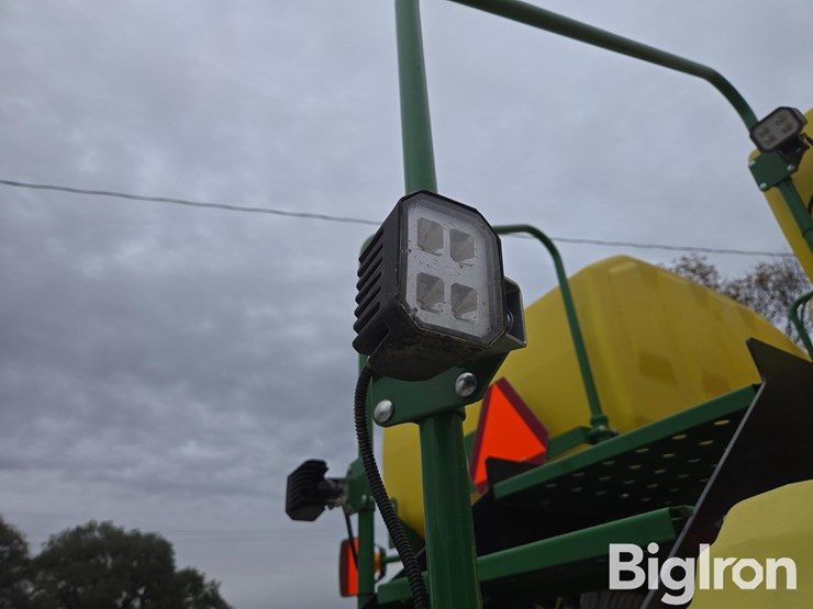 2022-john-deere-1775nt-image-16