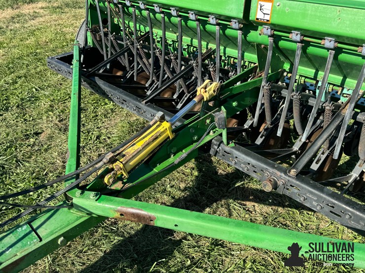 john-deere-450-image-10