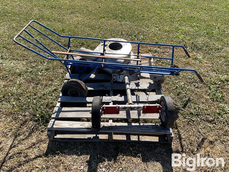 pallet-of-misc-dolly-equipment-image-6