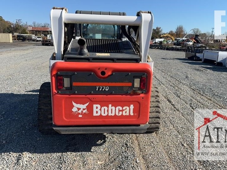 2019-bobcat-t770-image-5