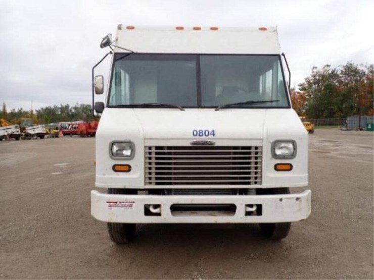 2008-freightliner-mt55-image-2