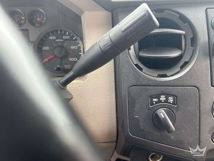 2008-ford-f550-image-23