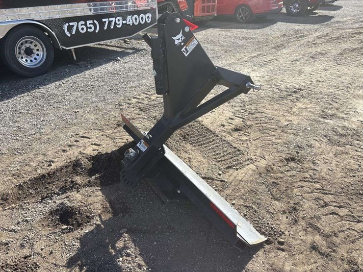 bobcat-5ft-angle-blade-image-4