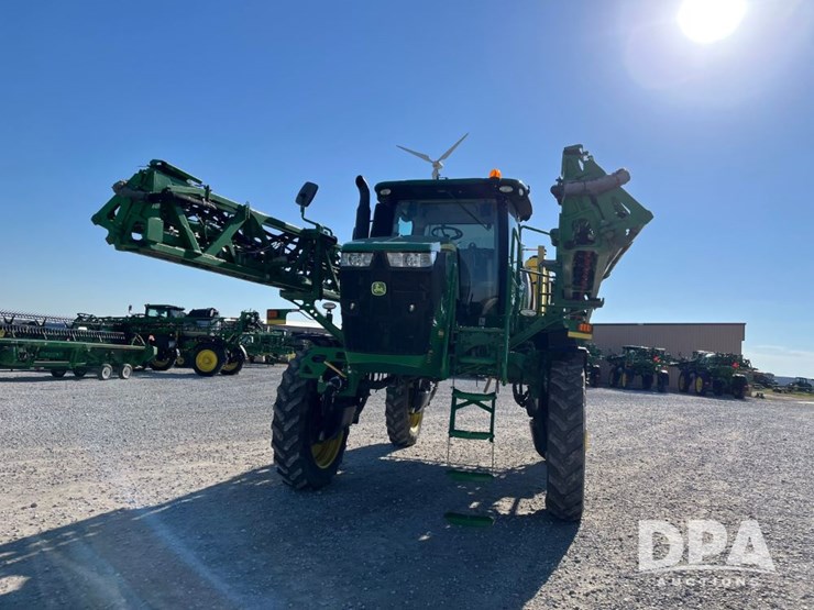 2019-john-deere-r4038-image-2