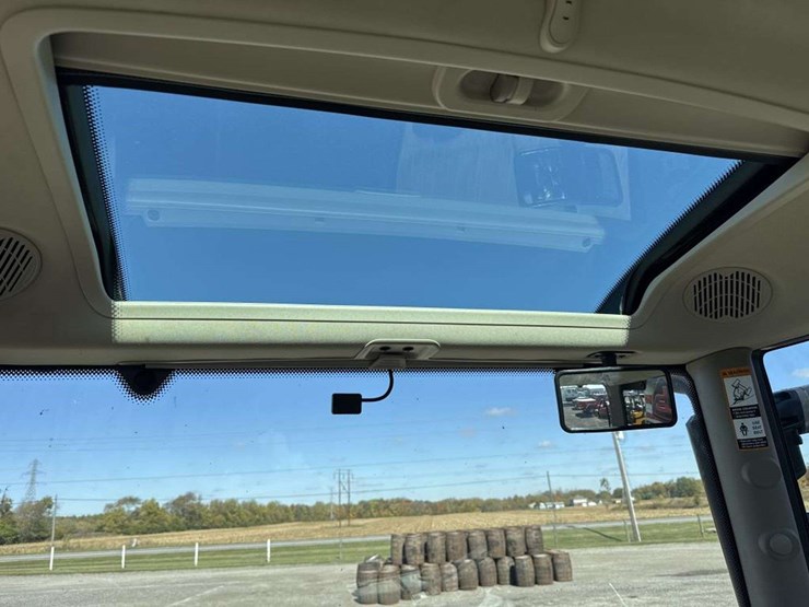 john-deere-6120r-image-22