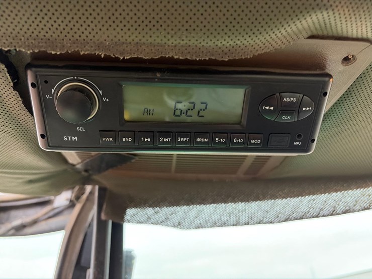 john-deere-8450-image-38