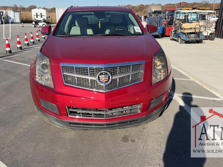 2010-cadillac-srx-image-8