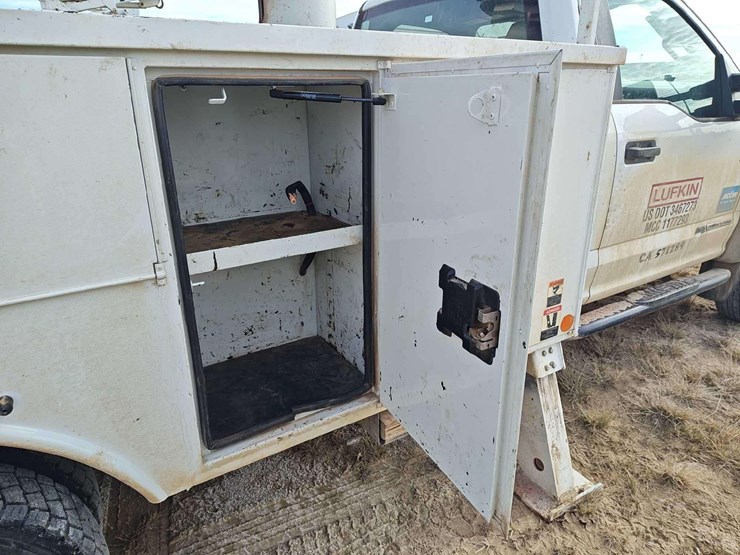 2019-ford-f550-image-15