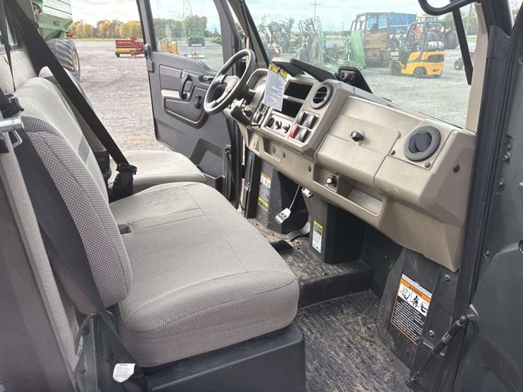 john-deere-gator-image-18
