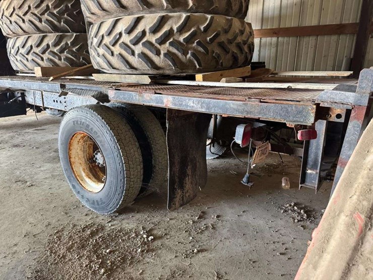 1982-international-1854-image-2