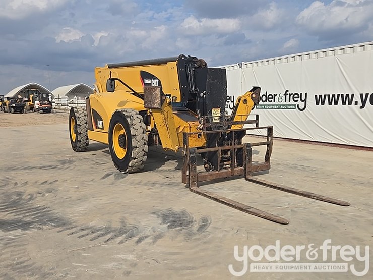 2019-caterpillar-tl1255d-image-7